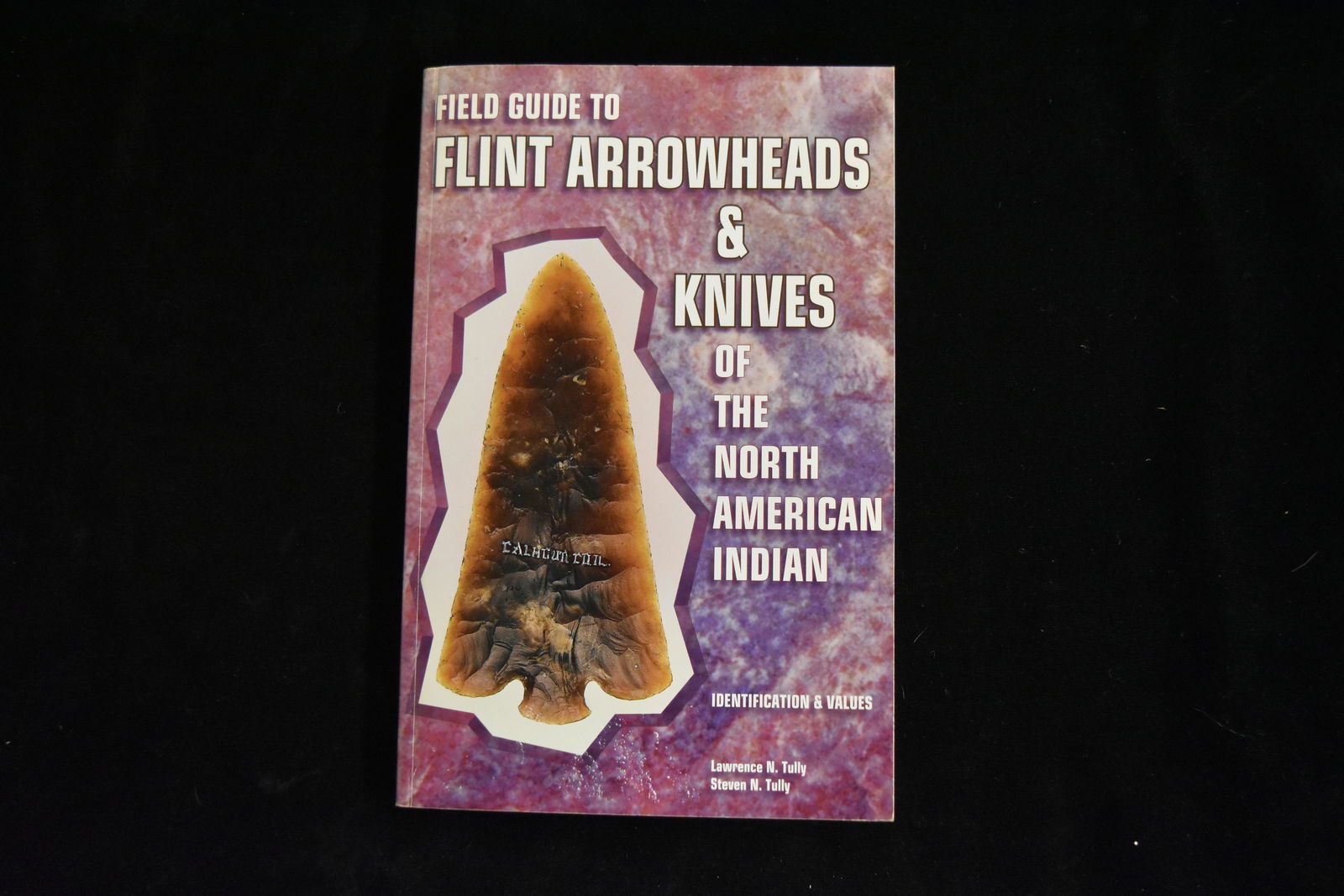 Flint Arrowheads & Knives of the North American Indian (1 of 2)