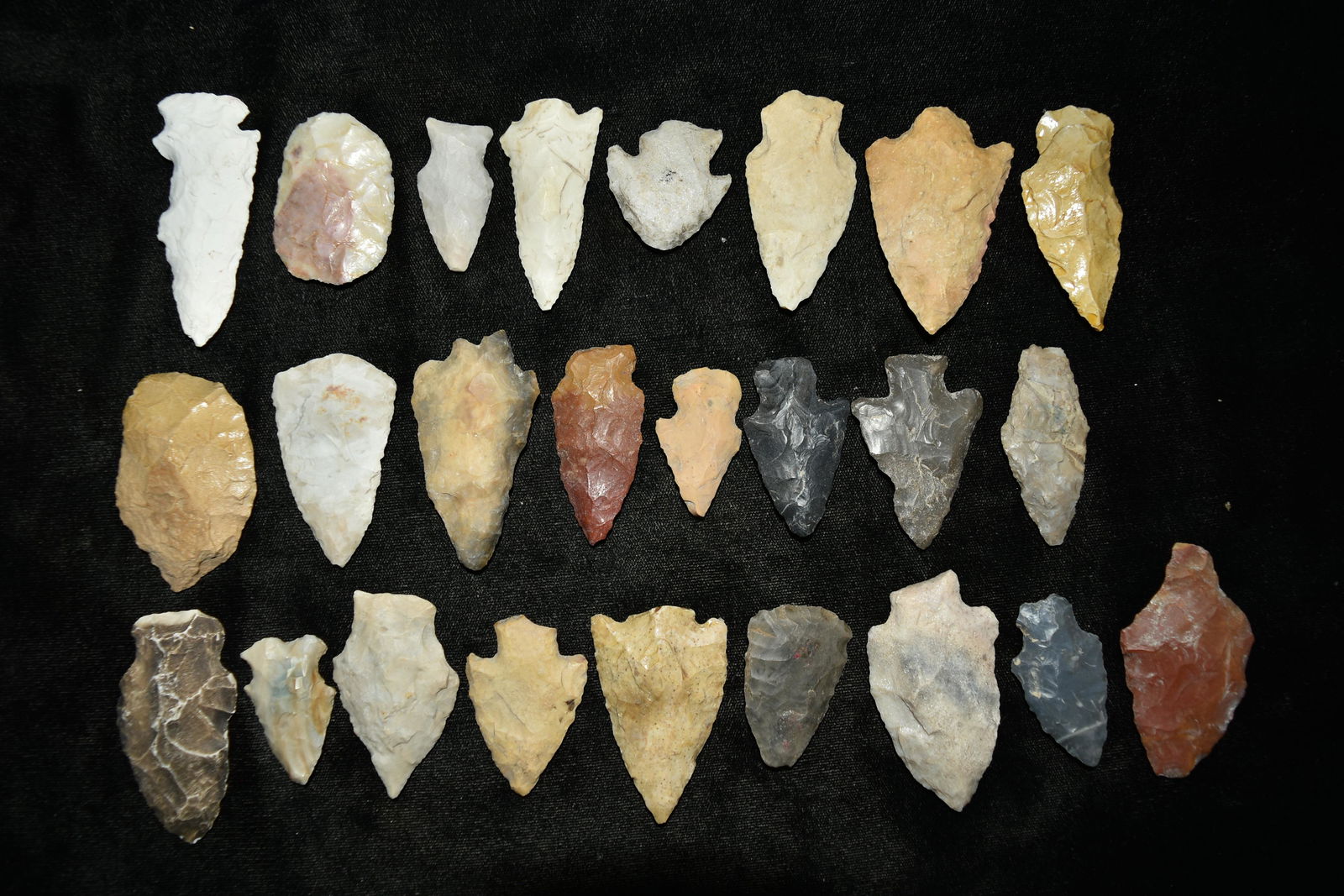 Lot of Approximately 25 Common Points, Yell Co, (1 of 6)