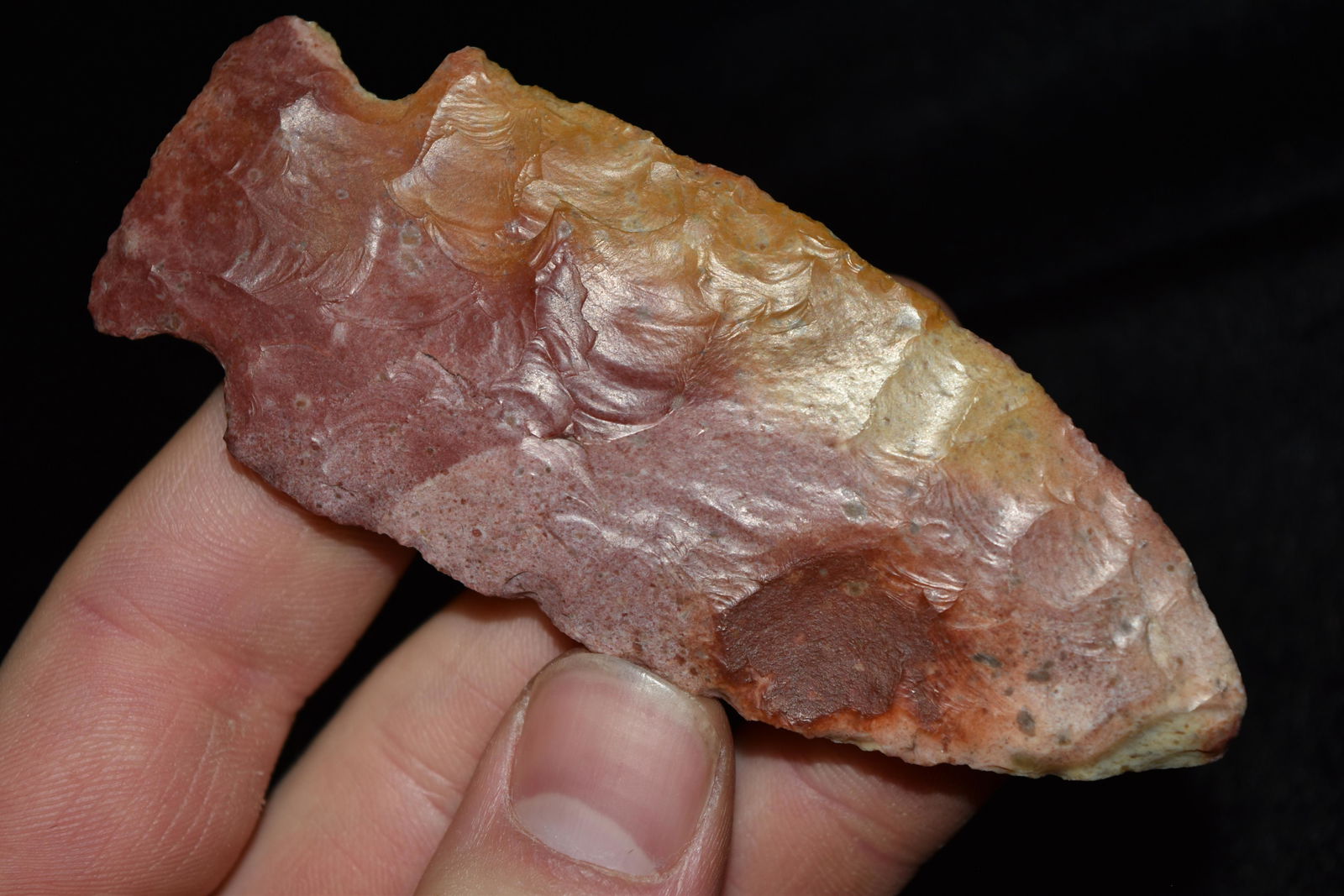 3 3/4" Colorful Hopewell Point, Madison Co, Illinois: 3 3/4" Colorful Hopewell Point, Madison Co, Illinois