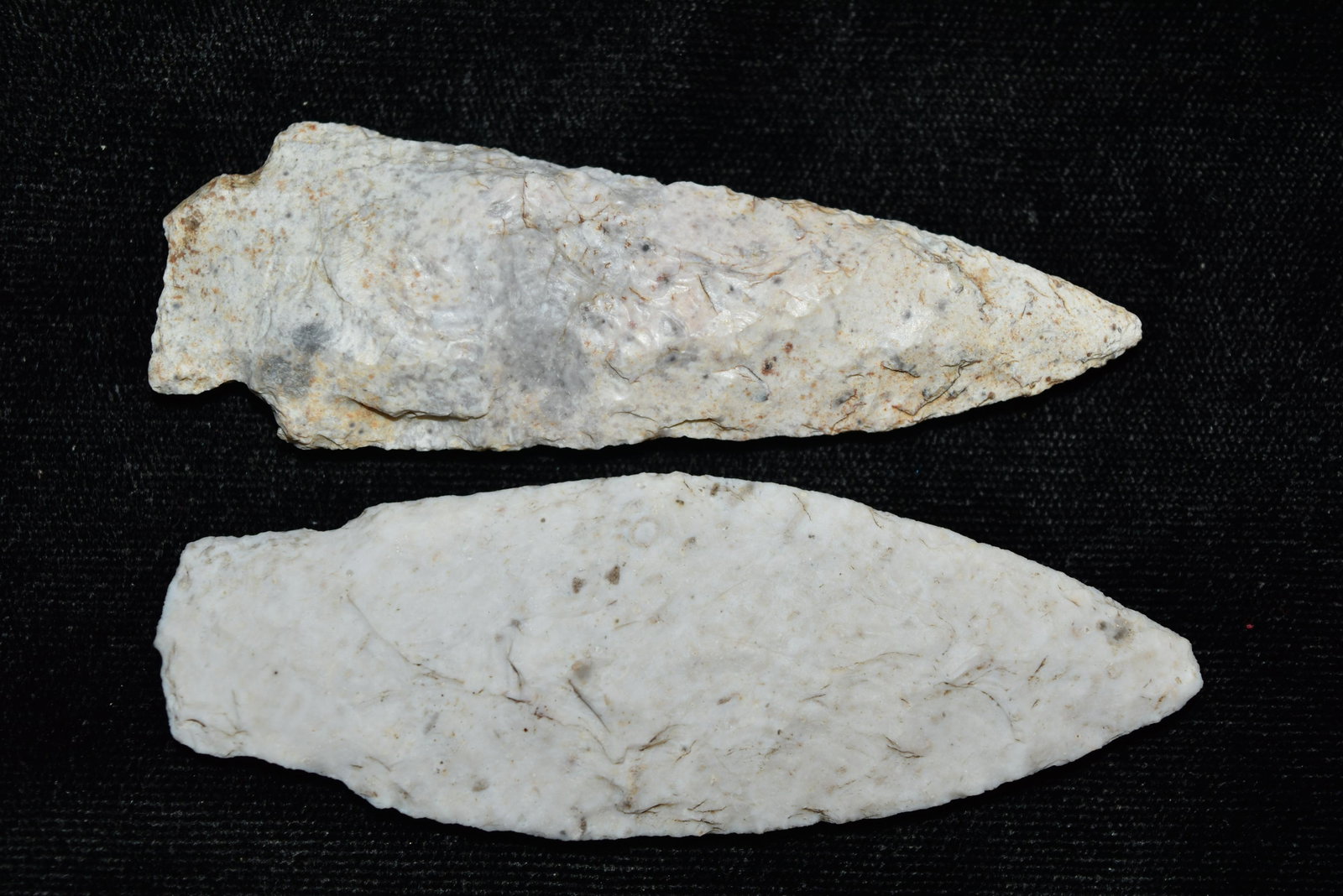 Lot of 2 Points, Largest 3 5/16" FB Terry Guinn, Knox: Lot of 2 Points, Largest 3 5/16" FB Terry Guinn, Knox Co, Missouri, Arrowhead, Native American, Artifact