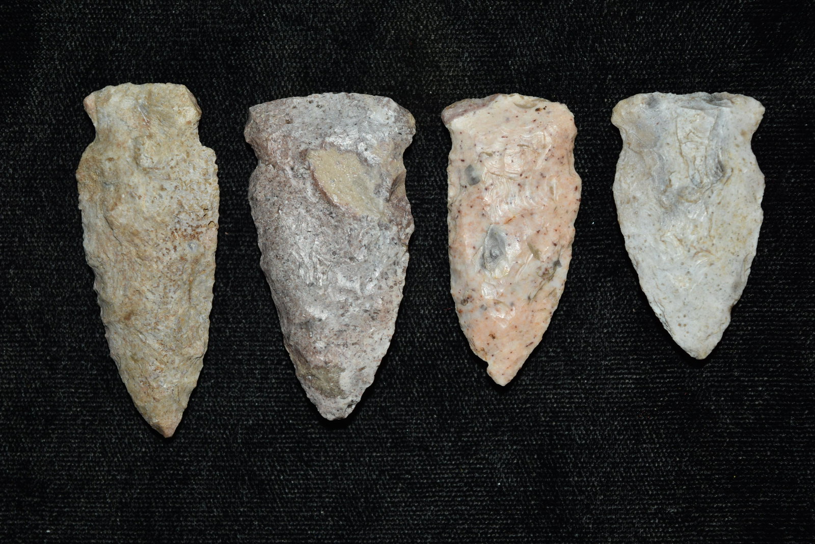 Lot of 4 Points, Longest 2 3/16", FB Rick Anderson,: Lot of 4 Points, Longest 2 3/16", FB Rick Anderson, Lewis Co, Missouri, Arrowhead, Native American, Artifact