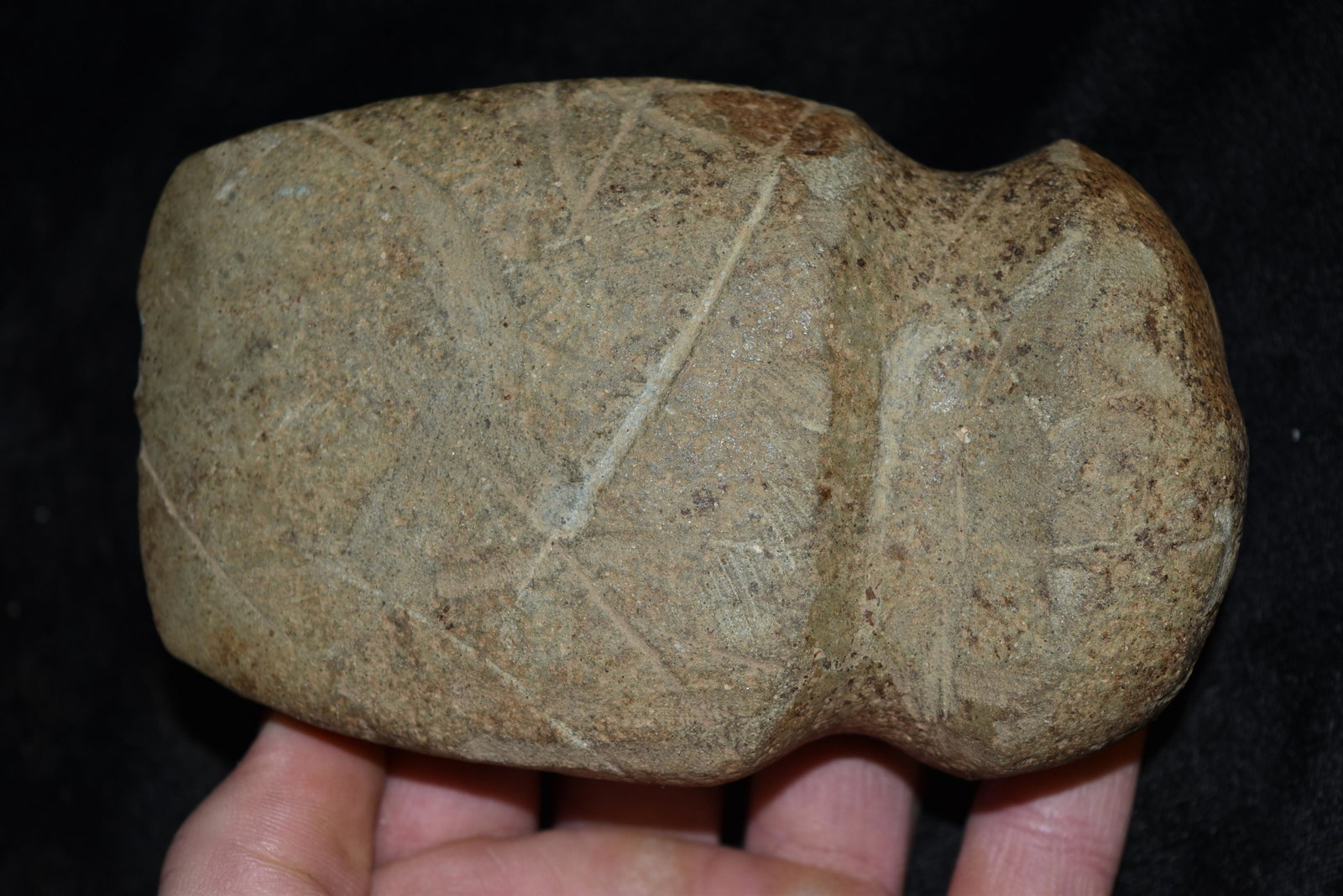 5 1/2" Full Groove Axe, Adams Co, Illinois: 5 1/2" Full Groove Axe, Adams Co, Illinois