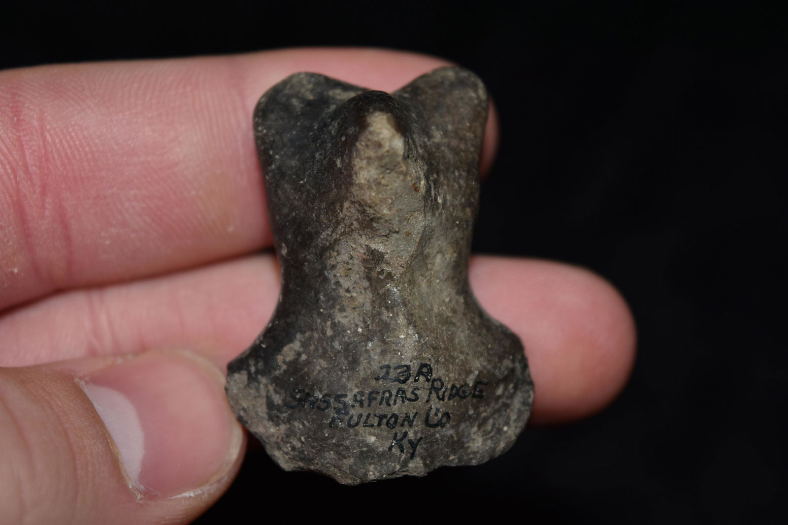 1 5/8" Effigy, Fulton Co, Kentucky, Gem Grade (1 of 6)