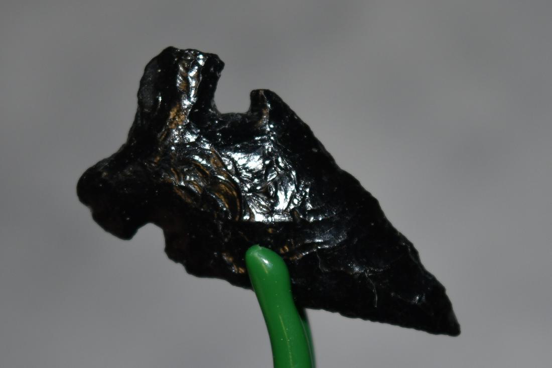 1 1/8" Obsidian Northern Point, Lake Co, Oregon, Gem: 1 1/8" Obsidian Northern Point, Lake Co, Oregon, Gem Grade Arrowhead, Native American Artifact