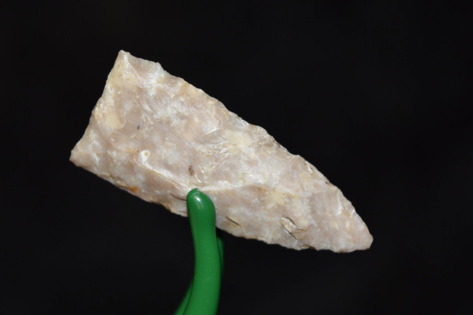 1 1/4" Madison Point, Tennessee, Gem Grade Arrowhead, (1 of 4)