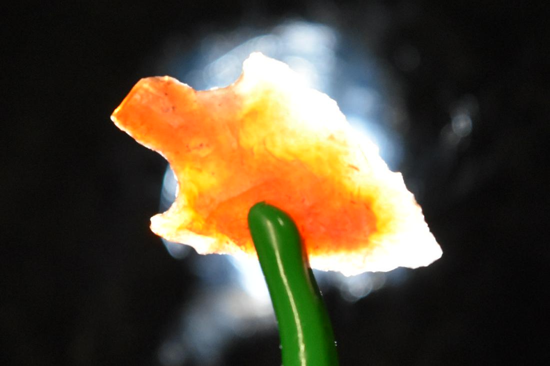 3/4" Wallula Square Stem Point, Agate, Columbia River (1 of 5)