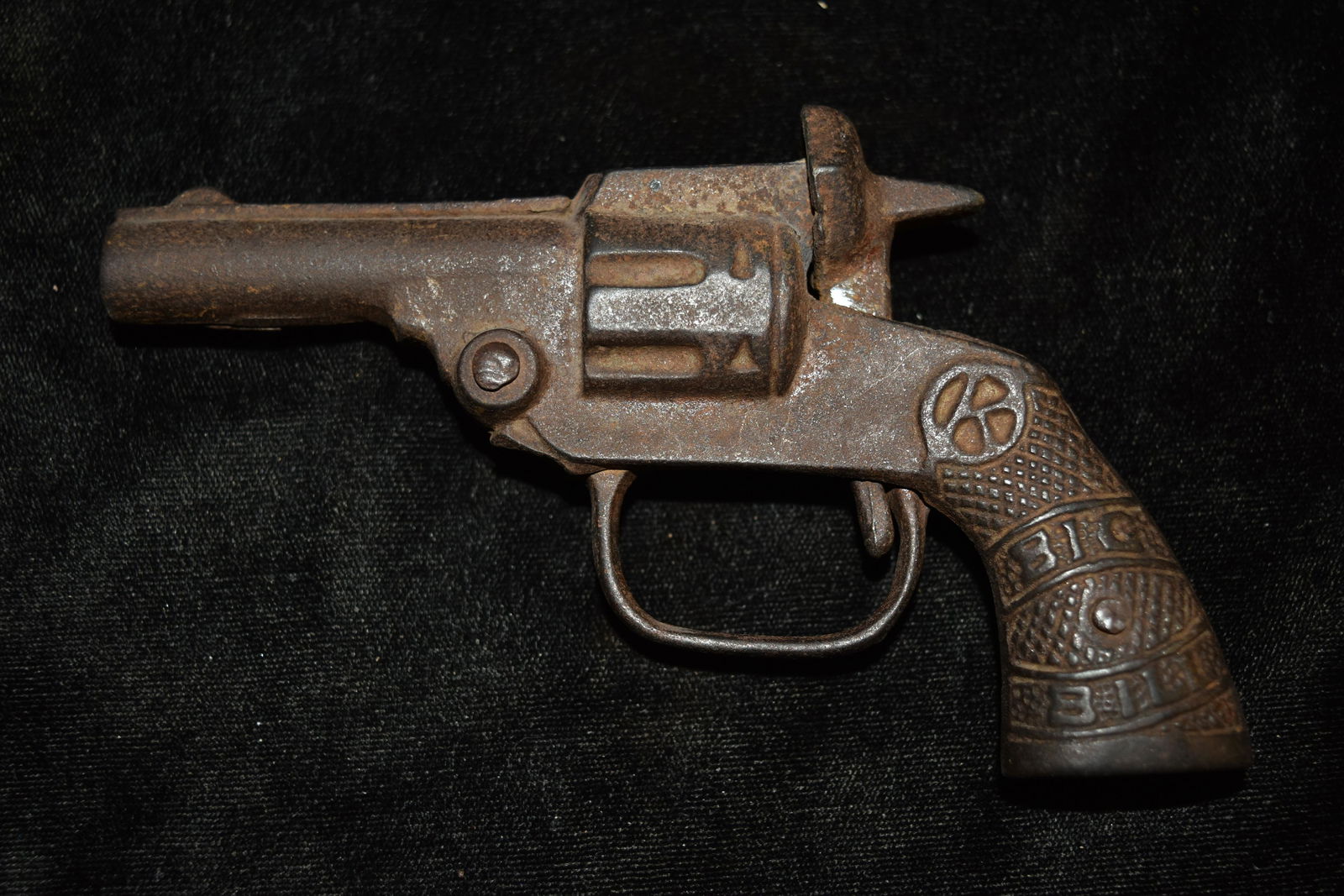 Vintage 1930's Big Bill Cast Iron Toy Cap Gun, Works: Vintage 1930's Big Bill Cast Iron Toy Cap Gun, Works Great