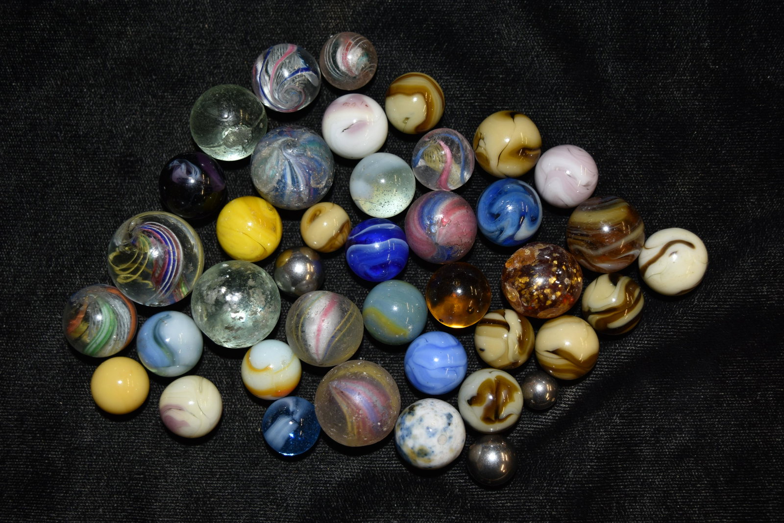 Lot of Antique Marbles, New York: Lot of Antique Marbles, New York