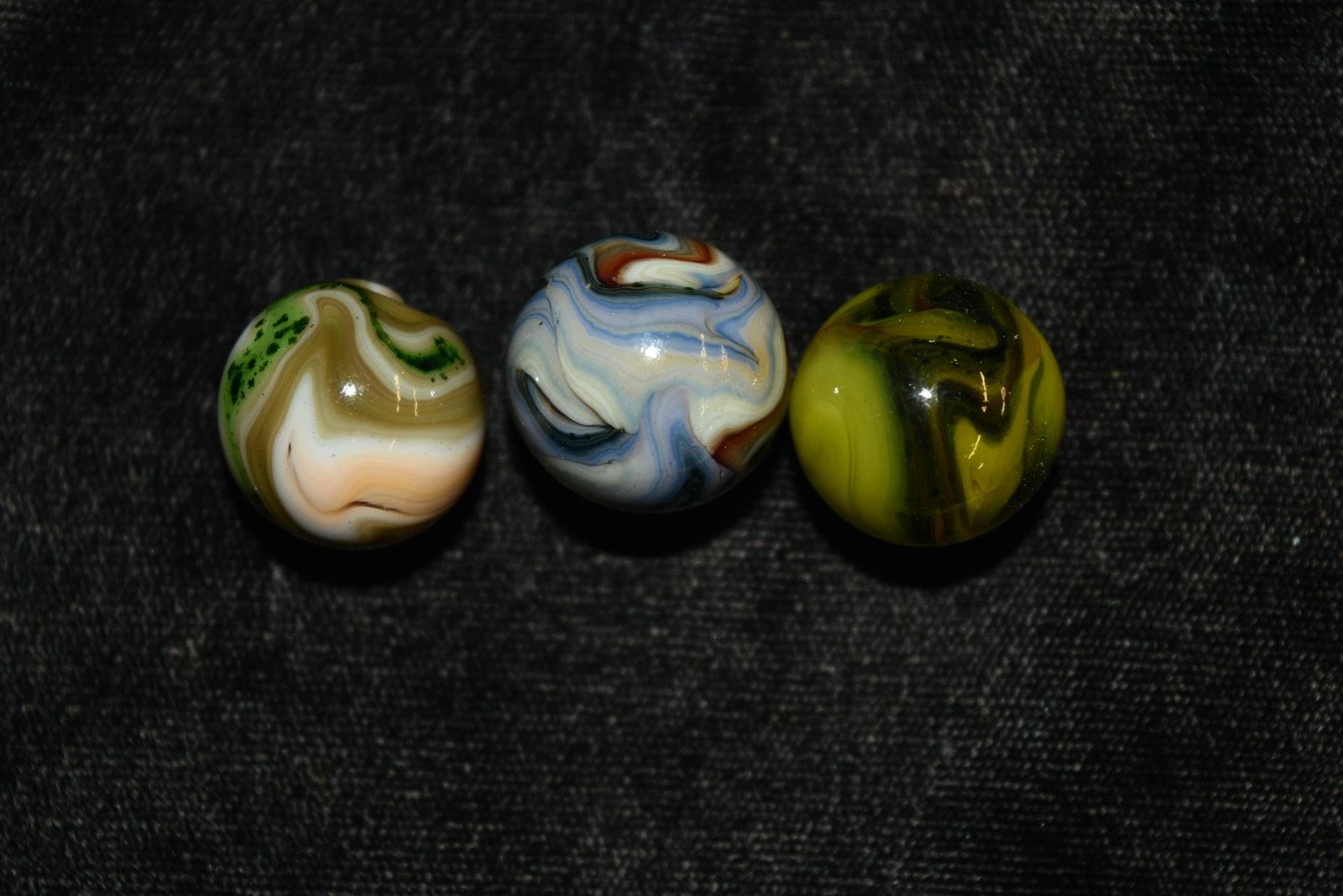 Lot of 3 Nice Antique Swirl Marbles, New York: Lot of 3 Nice Antique Swirl Marbles, New York