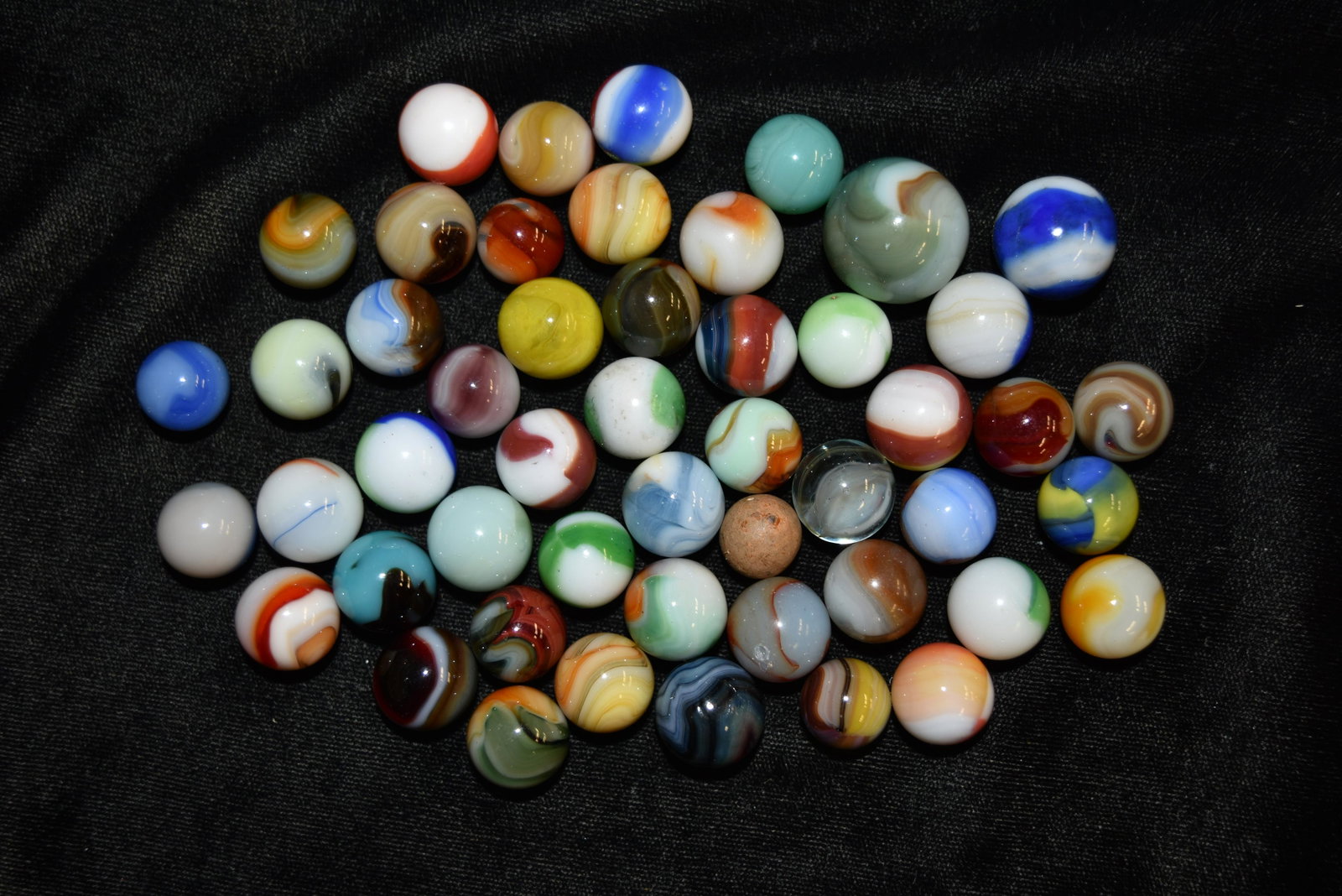 Lot of Antique Marbles, New York: Lot of Antique Marbles, New York