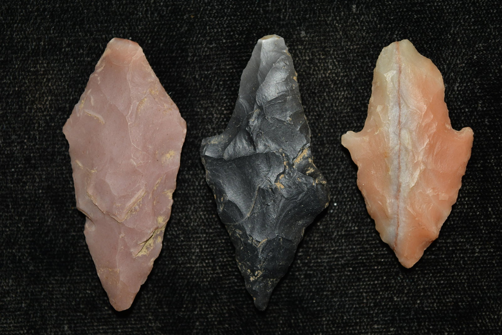 Lot of 3 Gary Novaculite Points, Arkansas: Lot of 3 Gary Novaculite Points, Arkansas