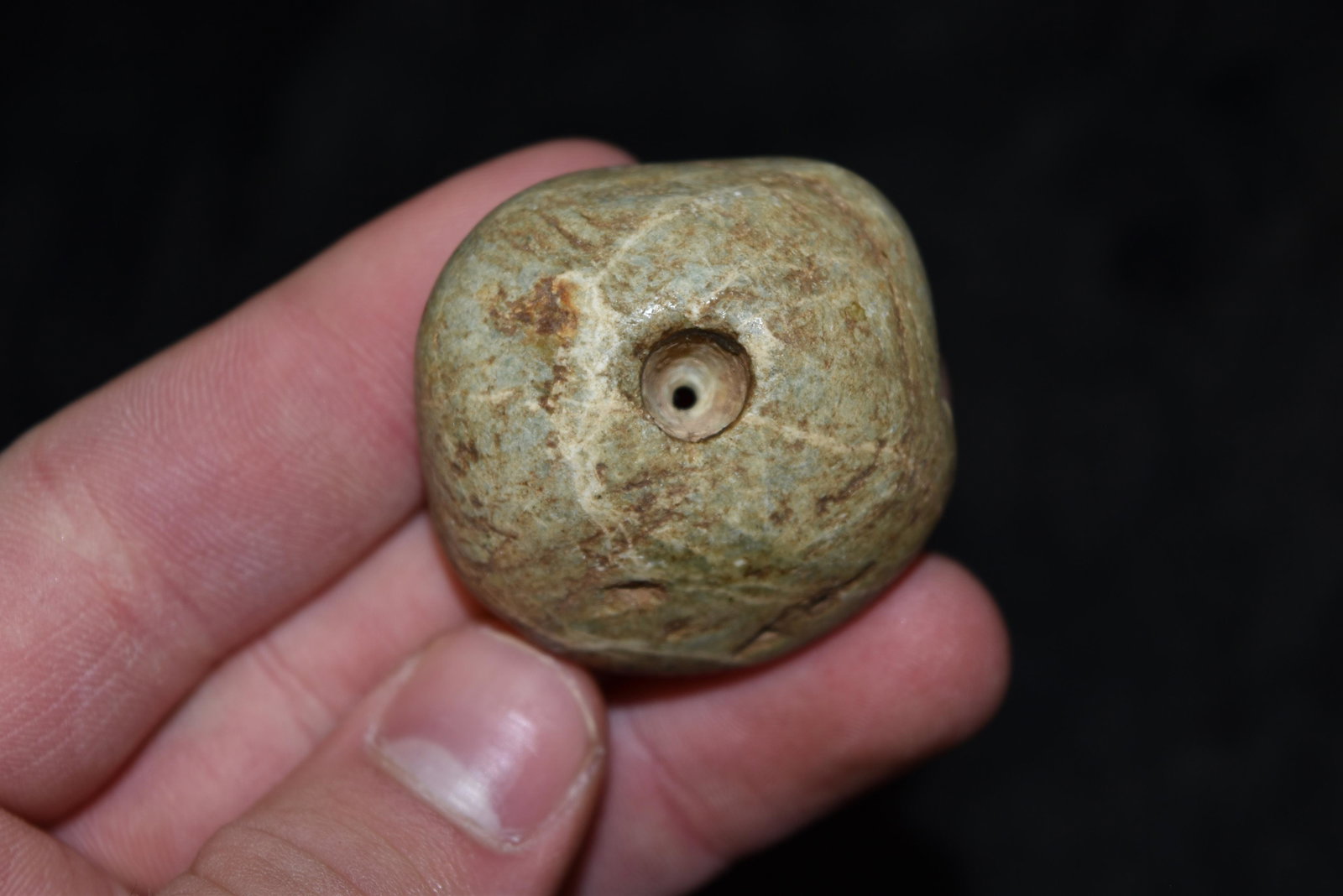 1 1/2" Large Jade Bead, Central America: 1 1/2" Large Jade Bead, Central America, Arrowhead, Native American Artifact