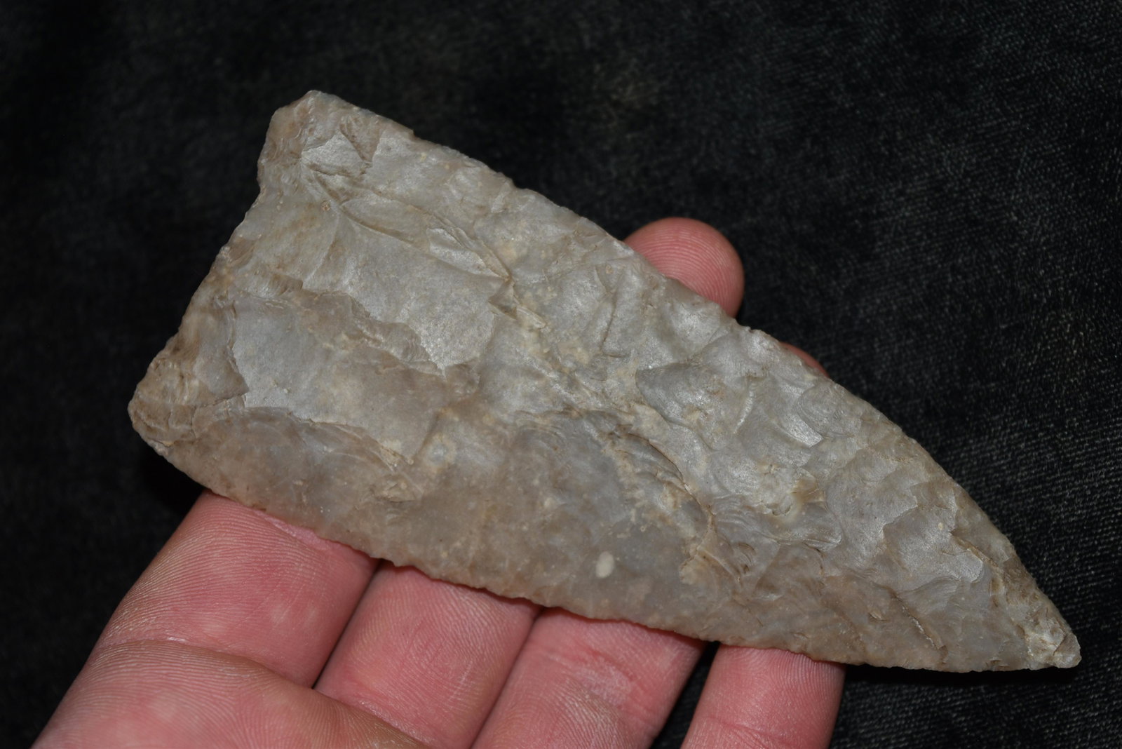 4 15/16" Friday Knife, Rogers COA, Real Co, Texas: 4 15/16" Friday Knife, Rogers COA, Real Co, Texas, Arrowhead, Native American Artifact