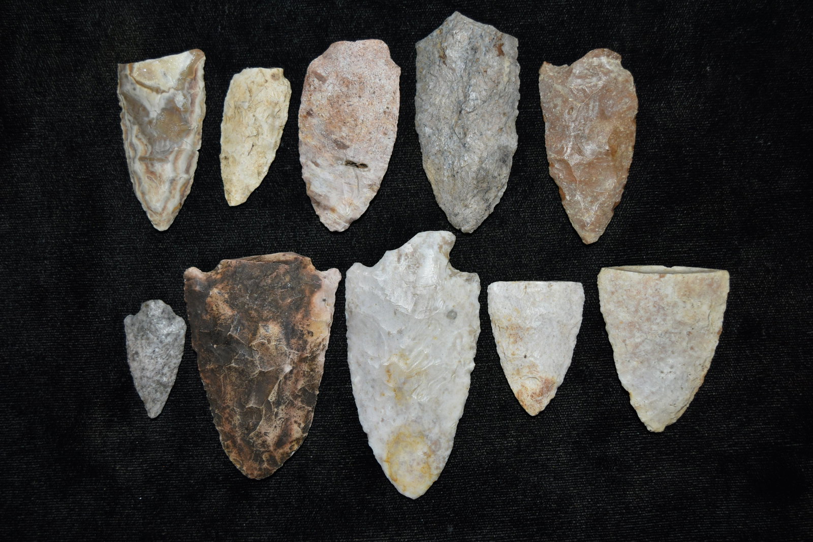 Lot of Broken & Common Points, FB Rodney Harvey in: Lot of Broken & Common Points, FB Rodney Harvey in Clark Co, Missouri, Arrowhead, Native American Artifact