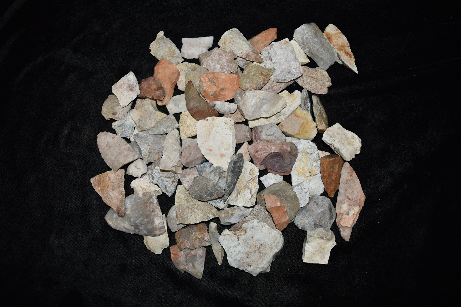 Lot of Broken & Common Points, FB Rodney Harvey in: Lot of Broken & Common Points, FB Rodney Harvey in Clark Co, Missouri, Arrowhead, Native American Artifact
