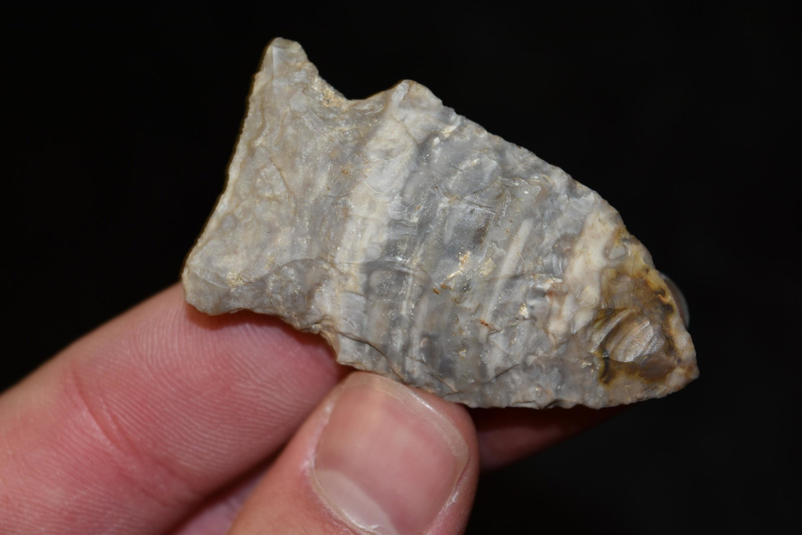 2 1/8" Mozarkite Stillwell Point, FB Herb Sanders,: 2 1/8" Mozarkite Stillwell Point, FB Herb Sanders, Douglas Co, Missouri, Native American Arrowhead, Artifact