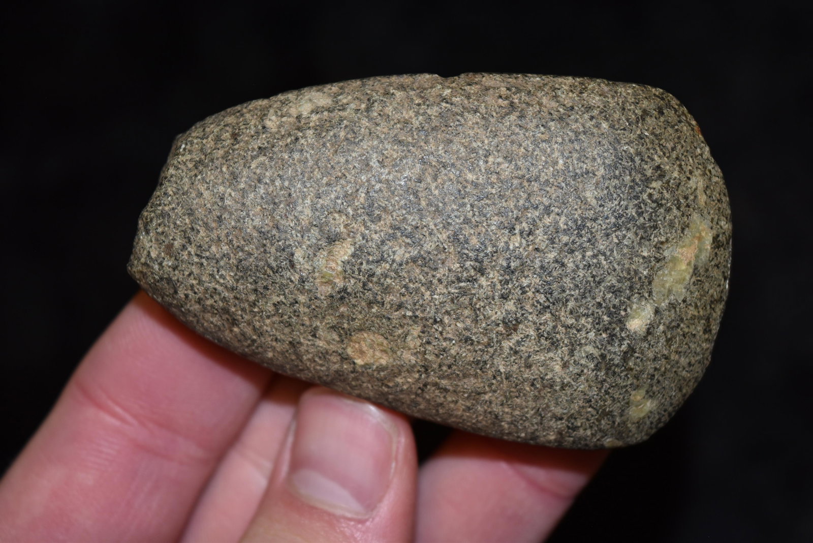 3 1/16" Porphyry Spotted Celt, Van Buren Co, Iowa,: 3 1/16" Porphyry Spotted Celt, Van Buren Co, Iowa, Native American Arrowhead, Indian Artifact