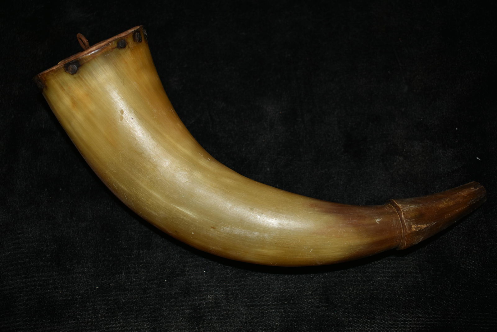 11 1/4" Antique Powder Horn (1 of 6)