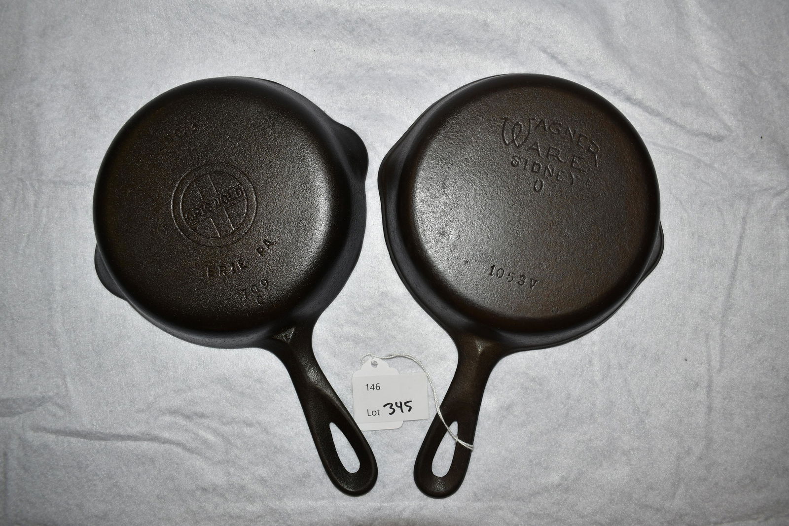 Lot of 2 #3 Wagner & Griswold Cast Iron Skillet, (1 of 7)