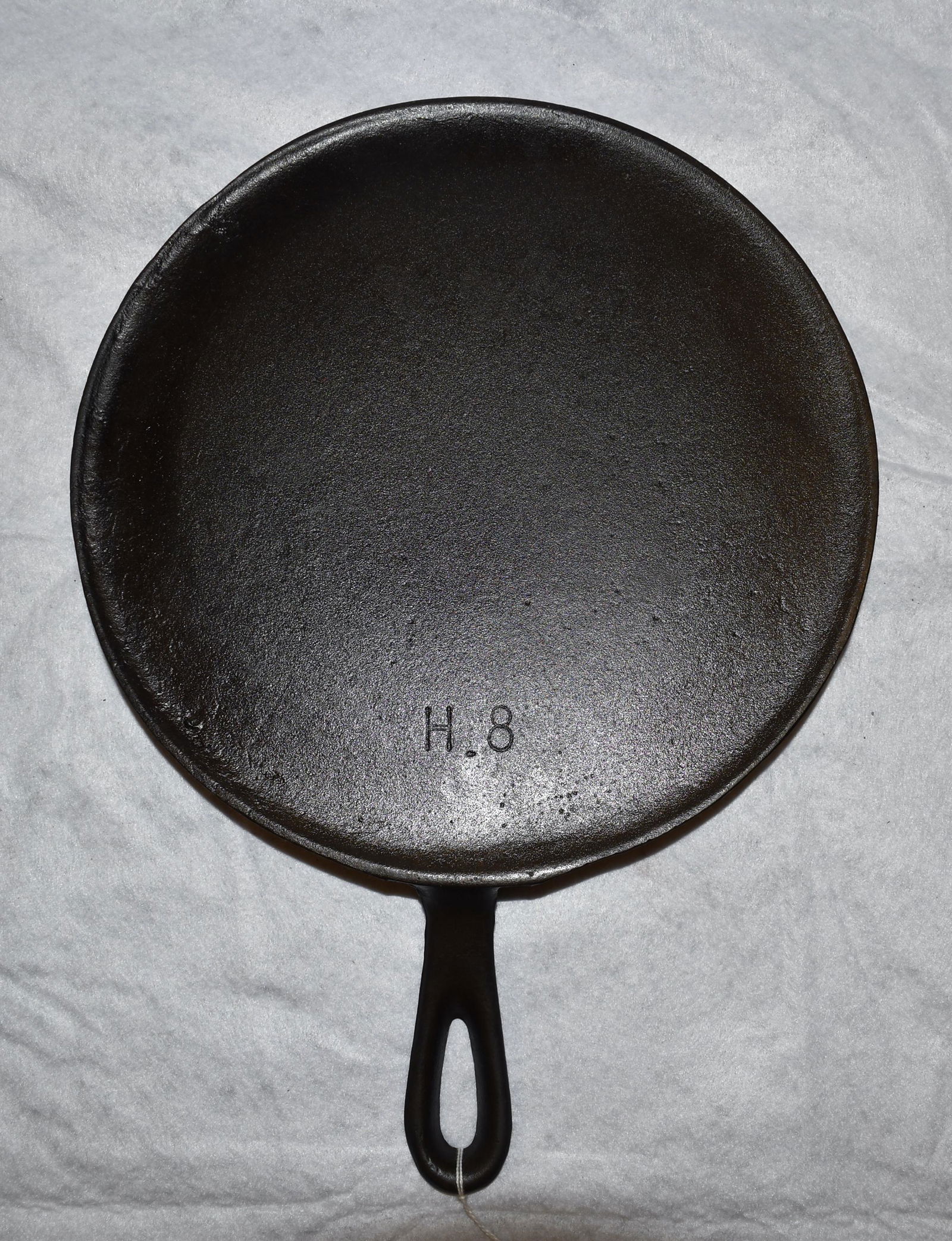 Unmarked #8 Lodge Cast Iron Handled Griddle, Vintage: Unmarked #8 Lodge Cast Iron Handled Griddle, Vintage Cast Iron Skillet Cookware