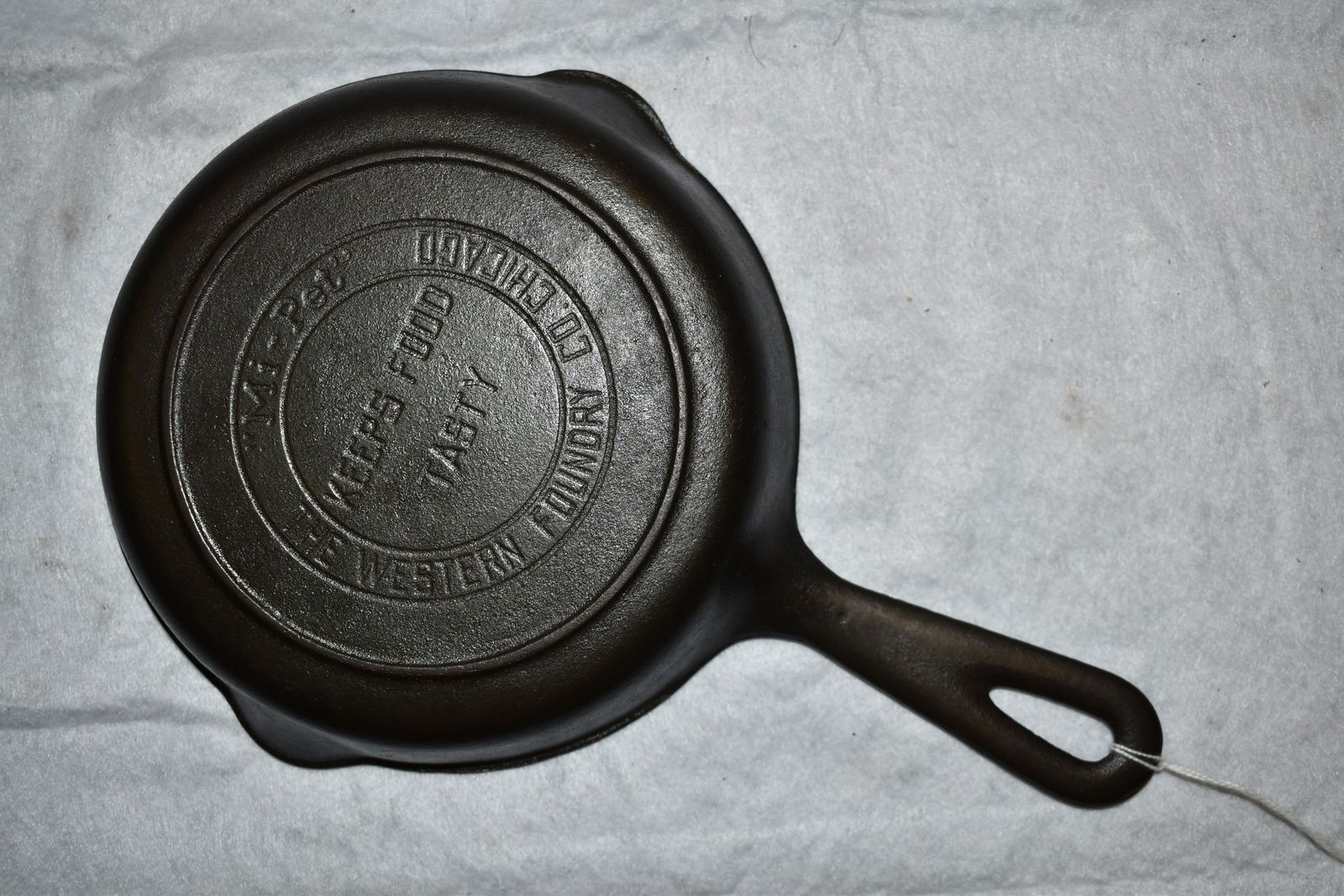 #3 "Mi-Pet" Cast Iron Skillet, Vintage Cast Iron (1 of 5)