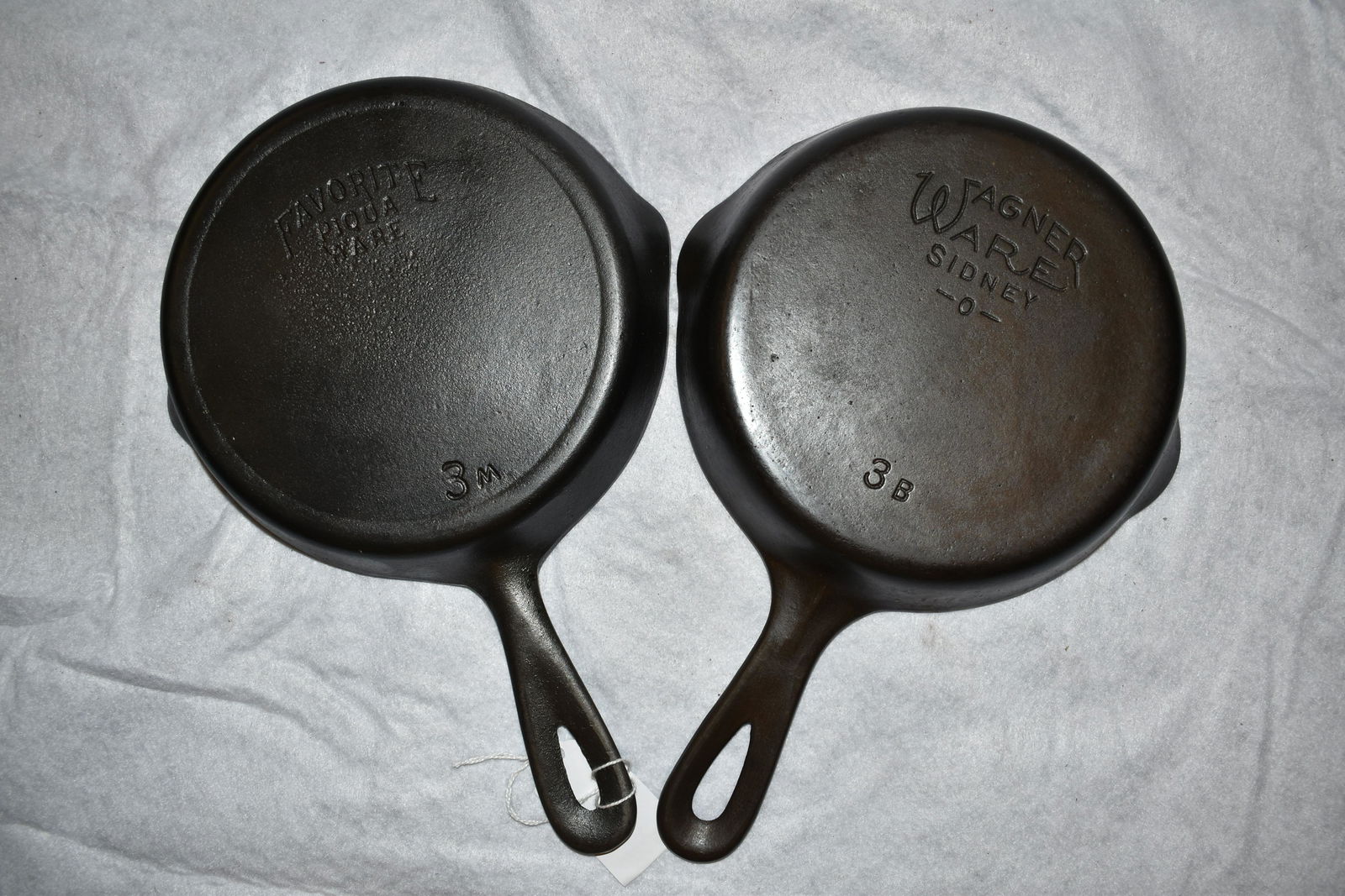 Lot of 2 #3 Wagner & Favorite Piqua Ware, Vintage Cast (1 of 7)