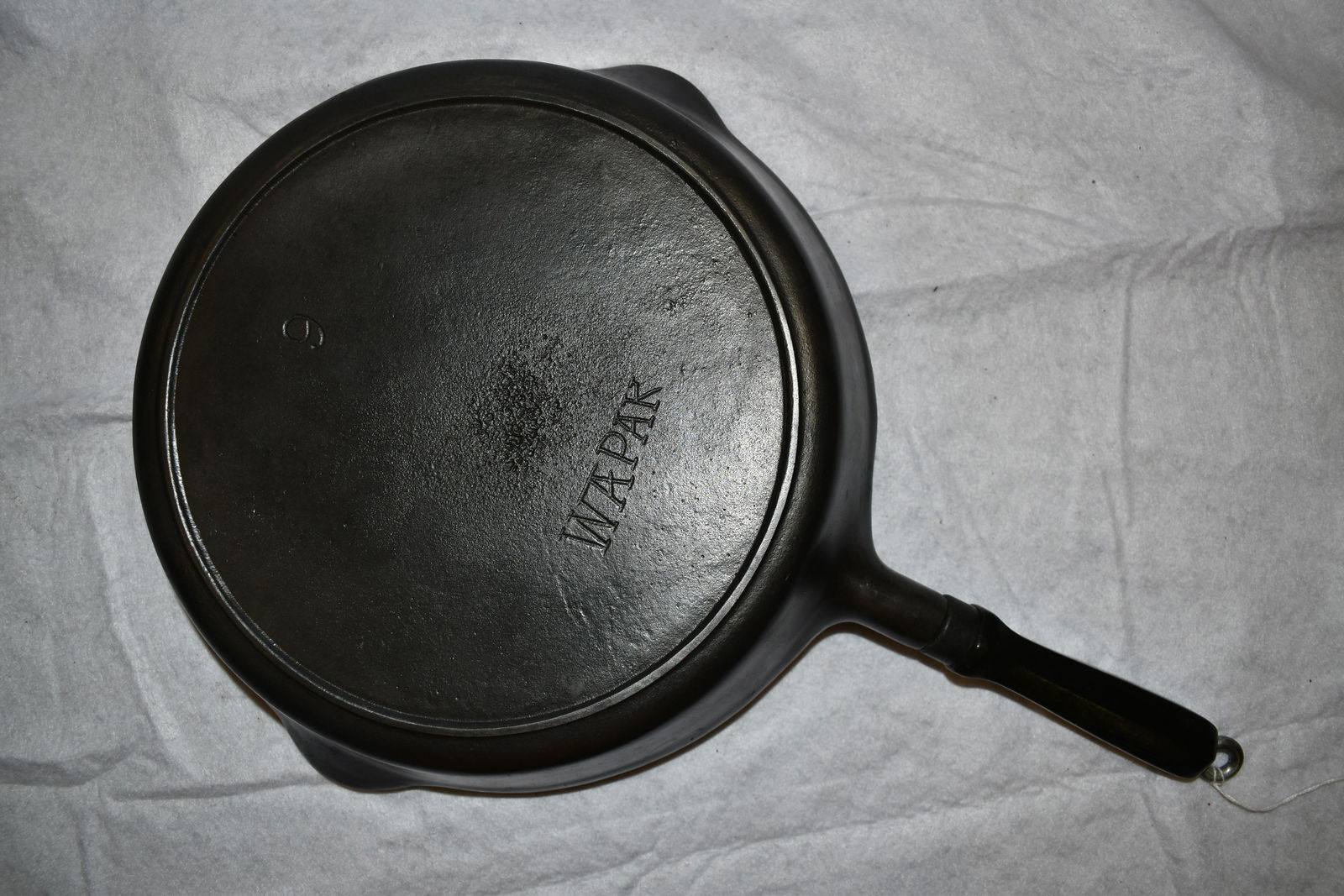 #9 Wapak Wooden handled Cast Iron Skillet, Vintage (1 of 6)