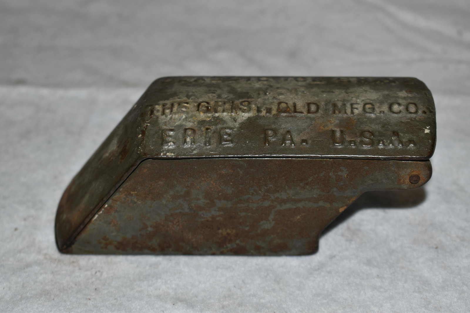 Classic Griswold Cast Iron Ice Shave, Vintage Cast Iron: Classic Griswold Cast Iron Ice Shave, Vintage Cast Iron Skillet Cookware