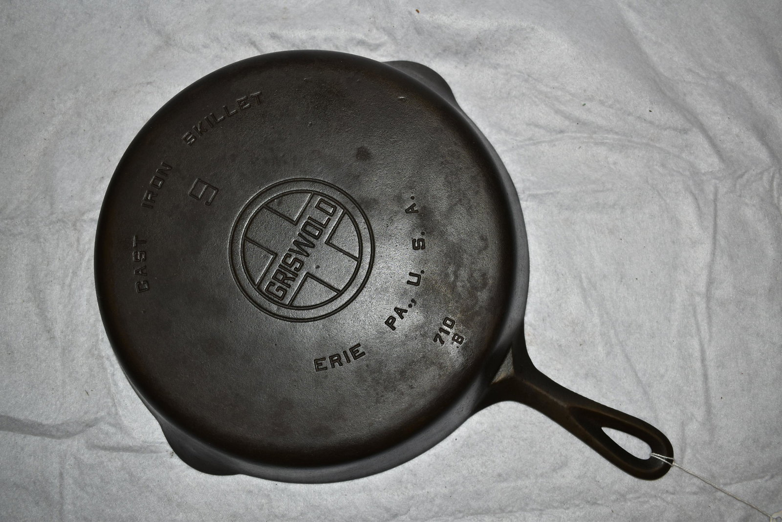 #9 Griswold Large Logo Smooth Bottom Cast Iron Skillet,: #9 Griswold Large Logo Smooth Bottom Cast Iron Skillet, Vintage Cast Iron Skillet Cookware