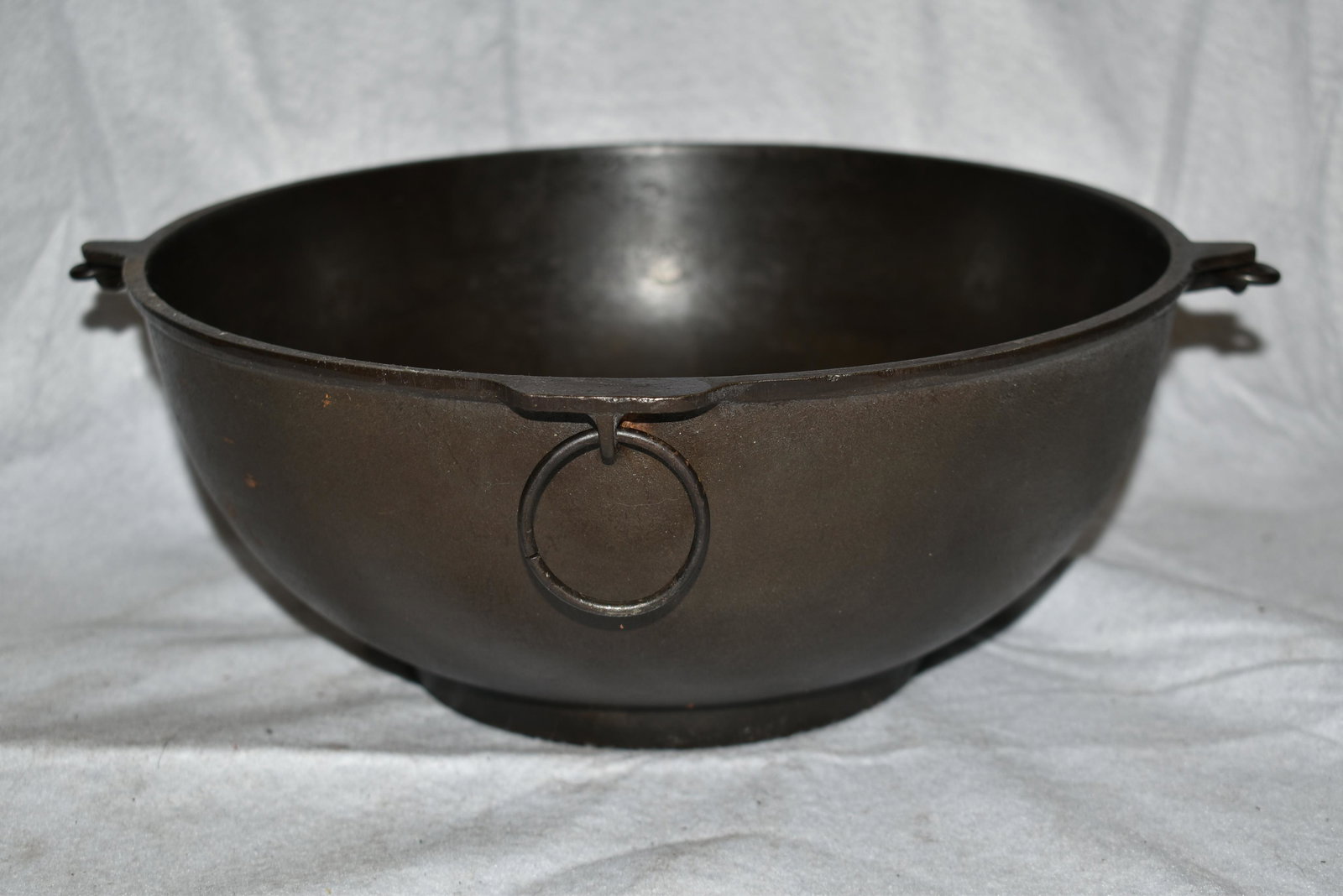 #4 Griswold "Erie" Cast Iron Scotch Bowl, Vintage Cast: #4 Griswold "Erie" Cast Iron Scotch Bowl, Vintage Cast Iron Skillet Cookware