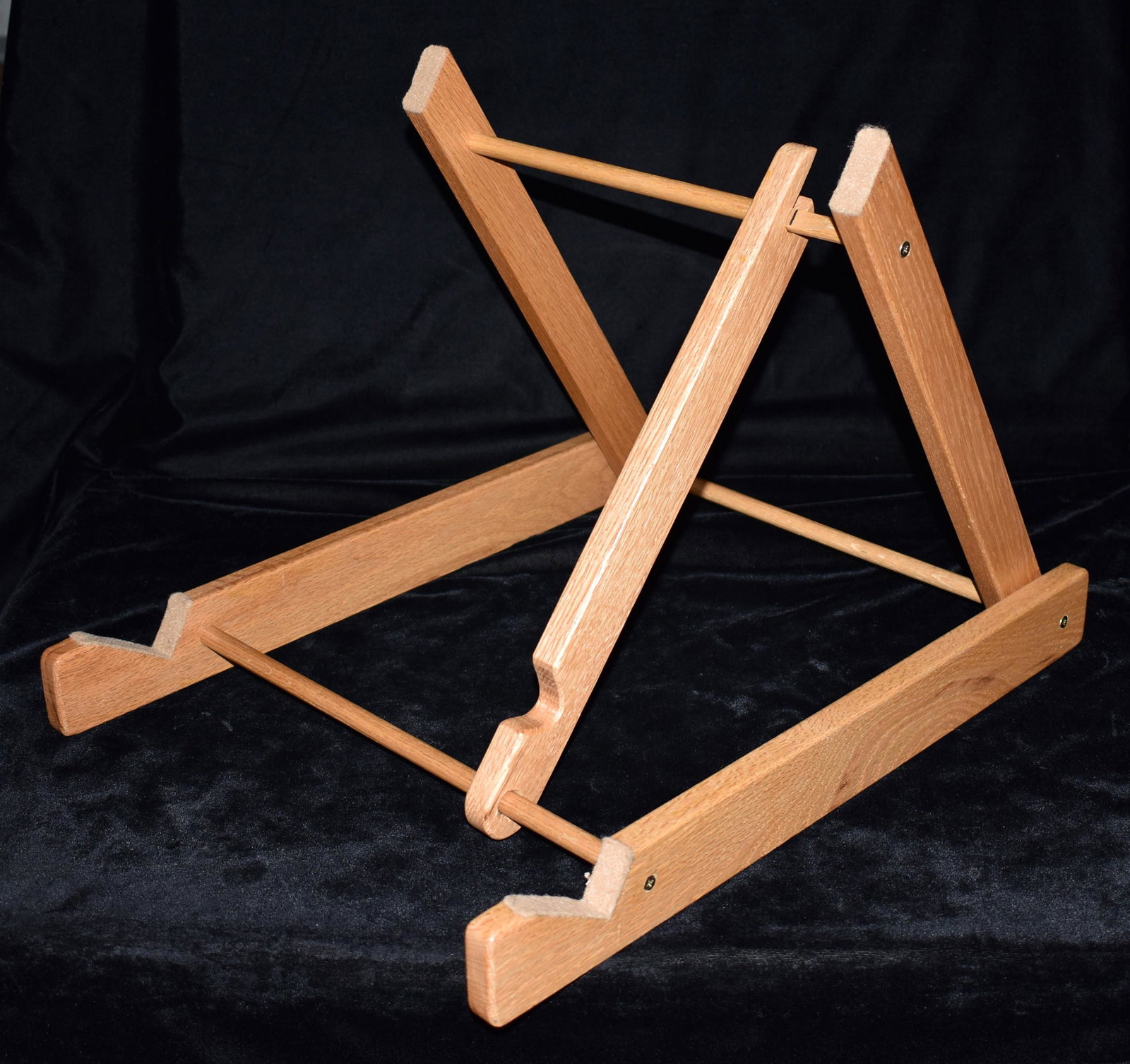 Wood Arrowhead Display Case Stand (1 of 6)