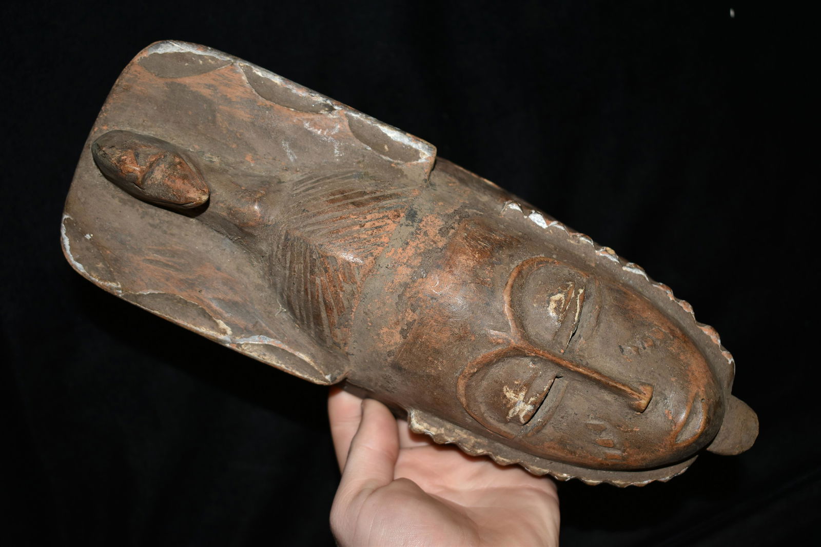 EARLY 1900'S AFRICAN WOODEN MASK (1 of 10)