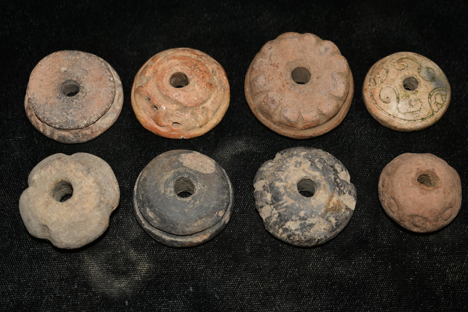 Lot of 8 Pre-Columbian Mayan Beads: Lot of 8 Pre-Columbian Mayan Beads