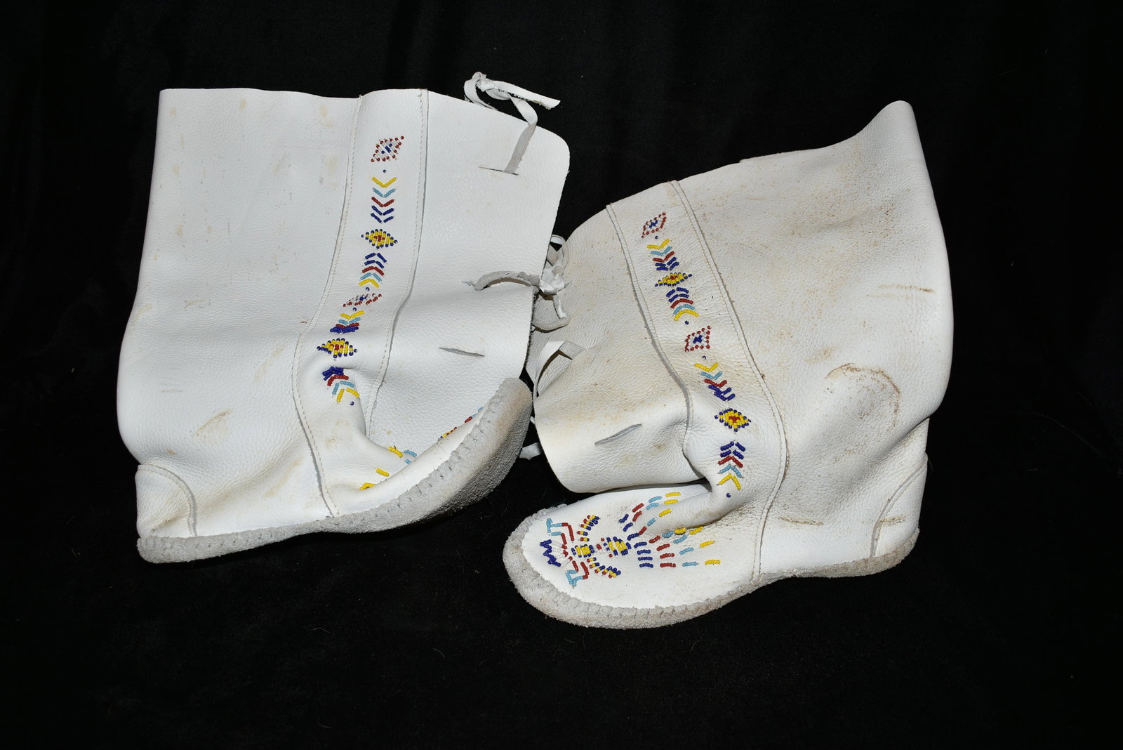 10 1/2" Leather Beaded Boot's: 10 1/2" Leather Beaded Boot's