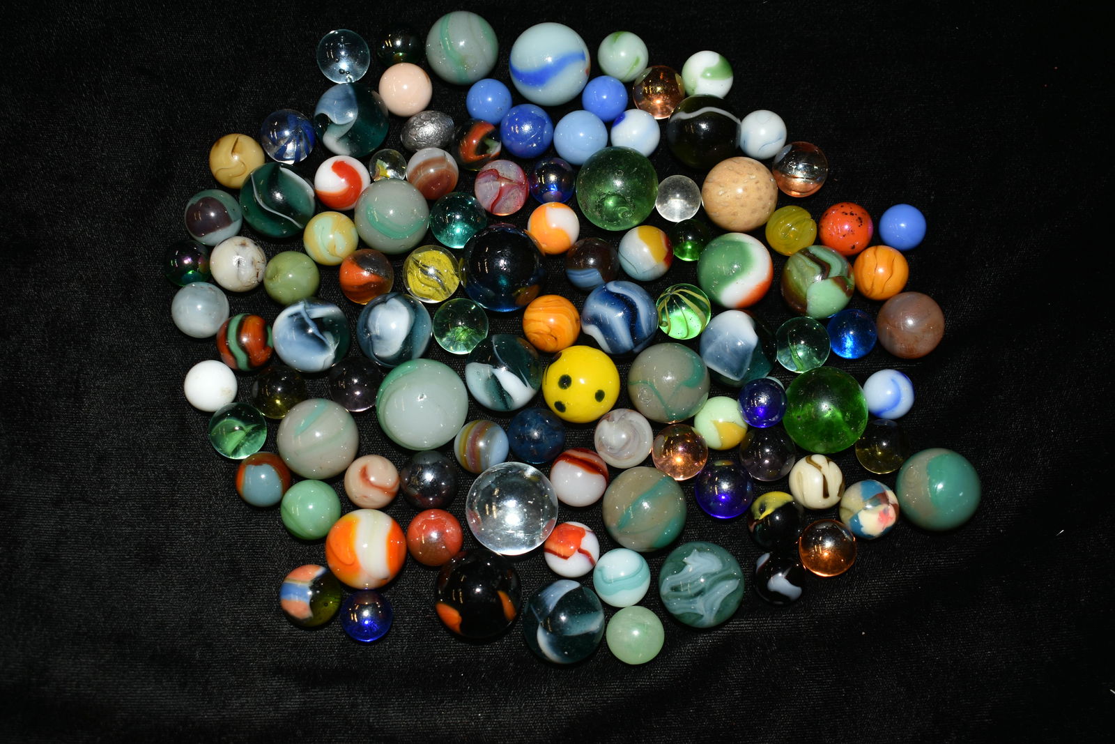 4 1/4" Jar Containing Vintage Marbles (1 of 5)