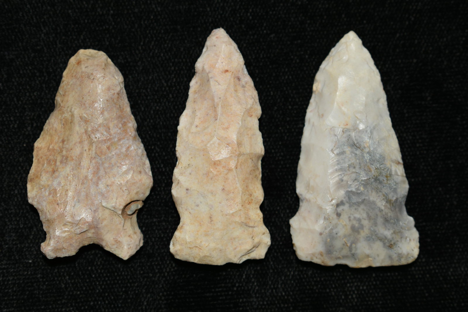3 1 1/2" Arrowheads found in Lewis County, Mo by John: 3 1 1/2" Arrowheads found in Lewis County, Mo by John Burford