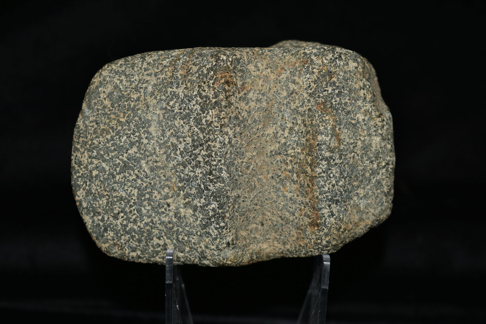 3 7/8" Keokuk Axe, Lee Co., Iowa Meadows C.O.A (1 of 7)