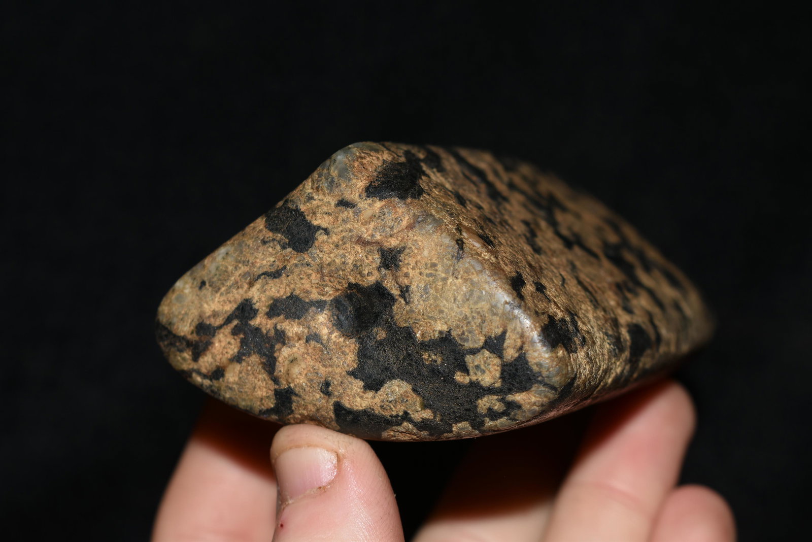 Outstanding 3 3/8" Granite Bannerstone Preform found in (1 of 8)