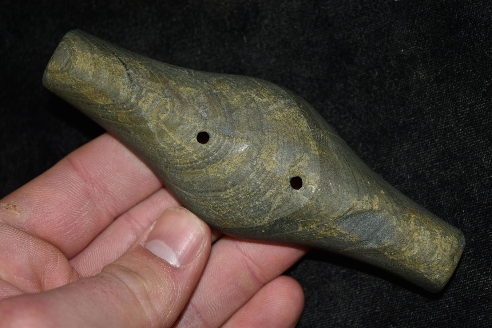 4 7/8" Key Hole Gorget, Meadows COA, Davis COA, Ohio: 4 7/8" Key Hole Gorget, Meadows COA, Davis COA, Ohio