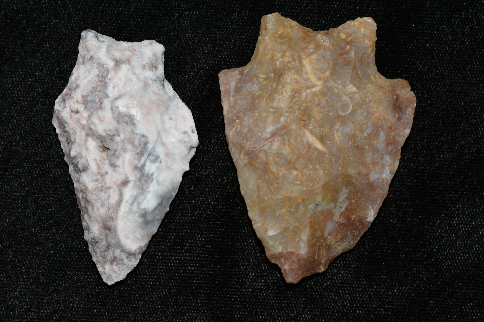 Lot of 2 Florida Arrowheads, Largest is 2 5/8" (1 of 3)