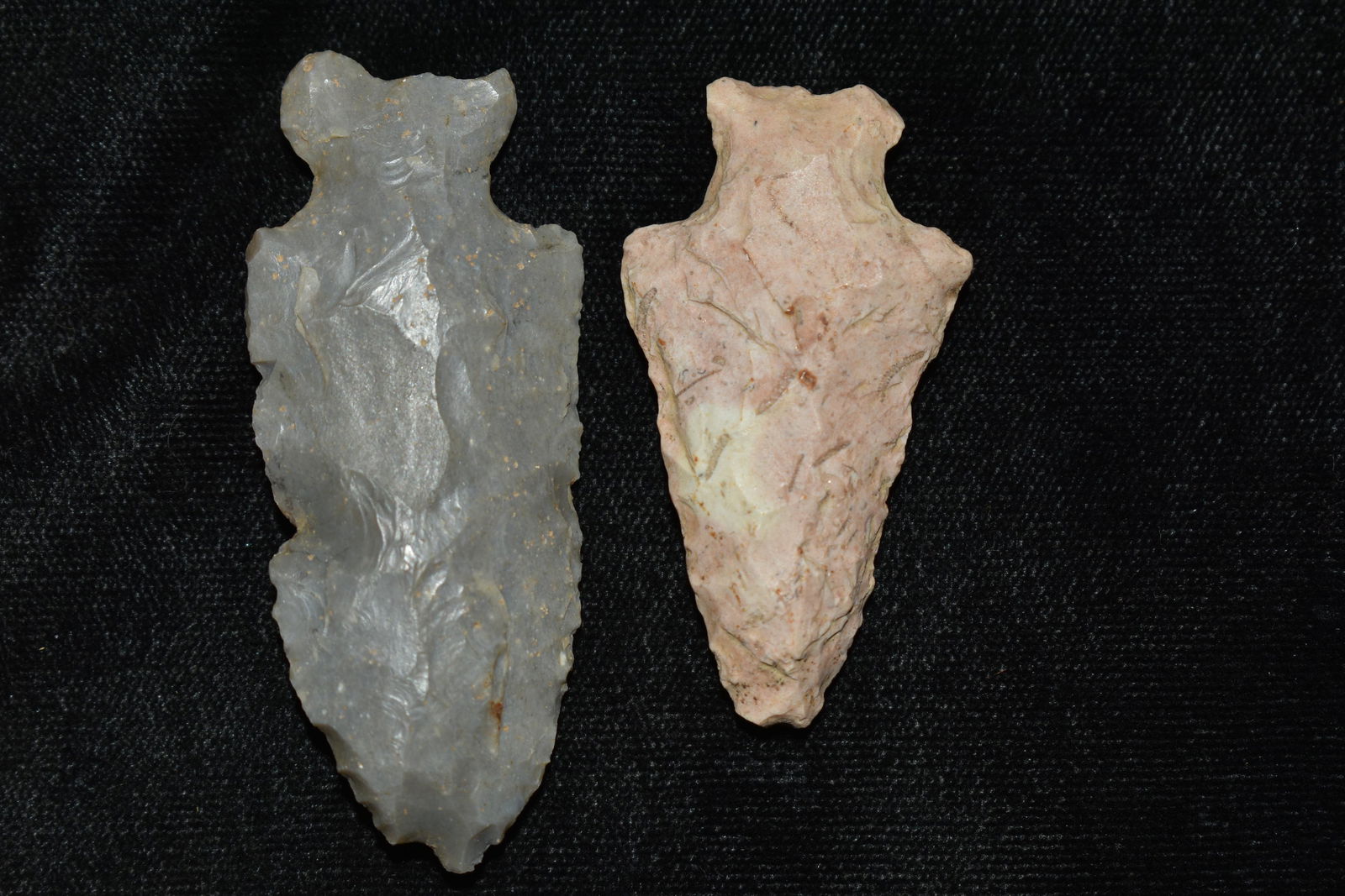 Lot of 2 Archaic Points, found in Boone Co., Arkansas, (1 of 2)