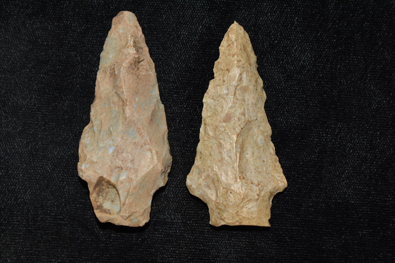 Lot of 2 Points found in Pope Co., Arkansas, Largest: Lot of 2 Points found in Pope Co., Arkansas, Largest measures 2 1/2"