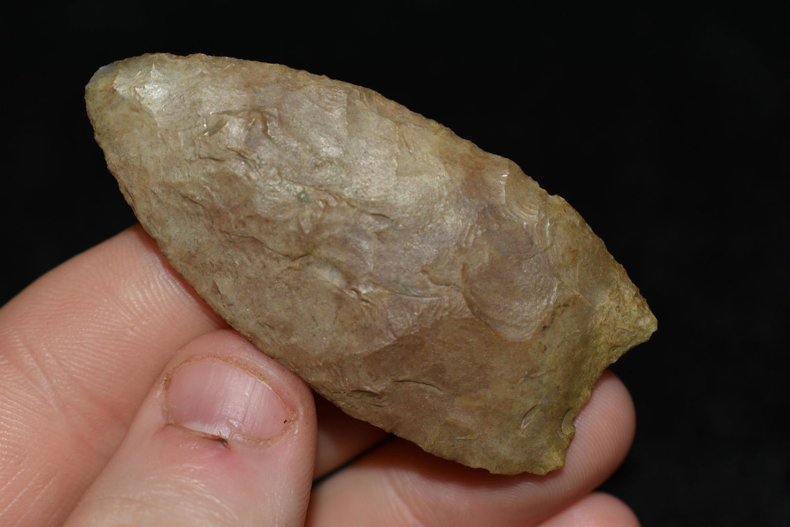 2 3/8" Agate Basin found in Indiana (1 of 4)