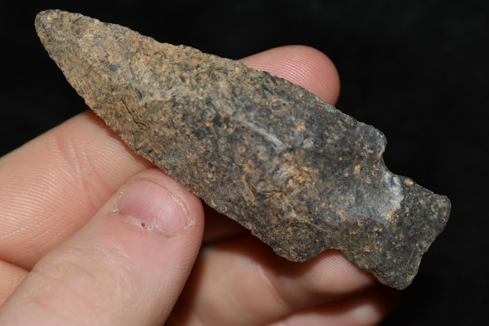 2 7/8" Nice Square Stemmed Point with Unique Notching, (1 of 4)