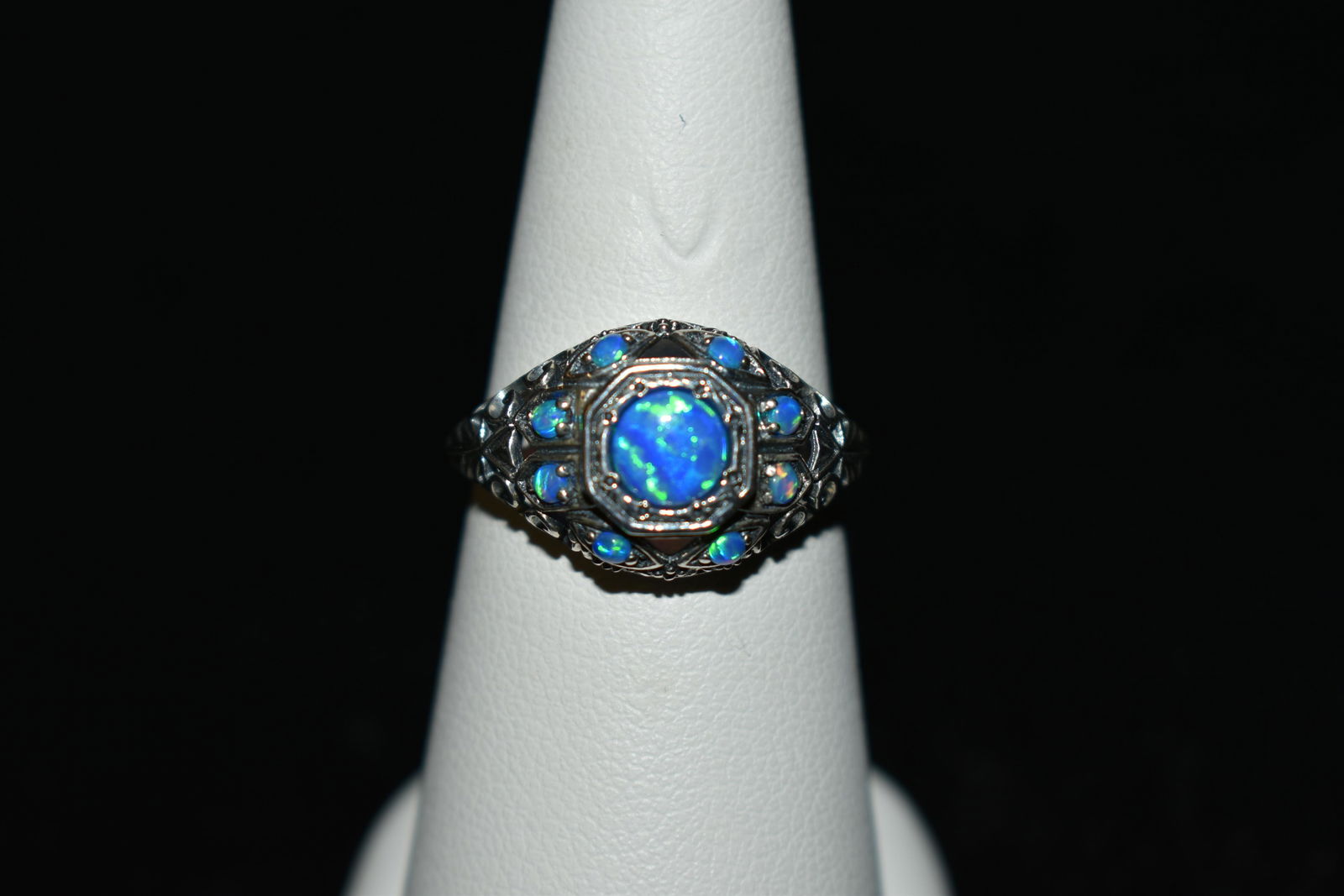 2CT Natural Blue Fire Opal 925 Solid Sterling Silver (1 of 5)