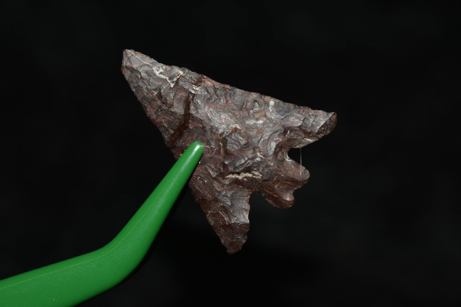 1 1/8" Columbia Plateau made of Agate This collection: 1 1/8" Columbia Plateau made of Agate This collection contains Wonderful examples of Columbia River Valley Arrowheads and Darts from the Fred Van Ronk Collection. The location of these artifacts range