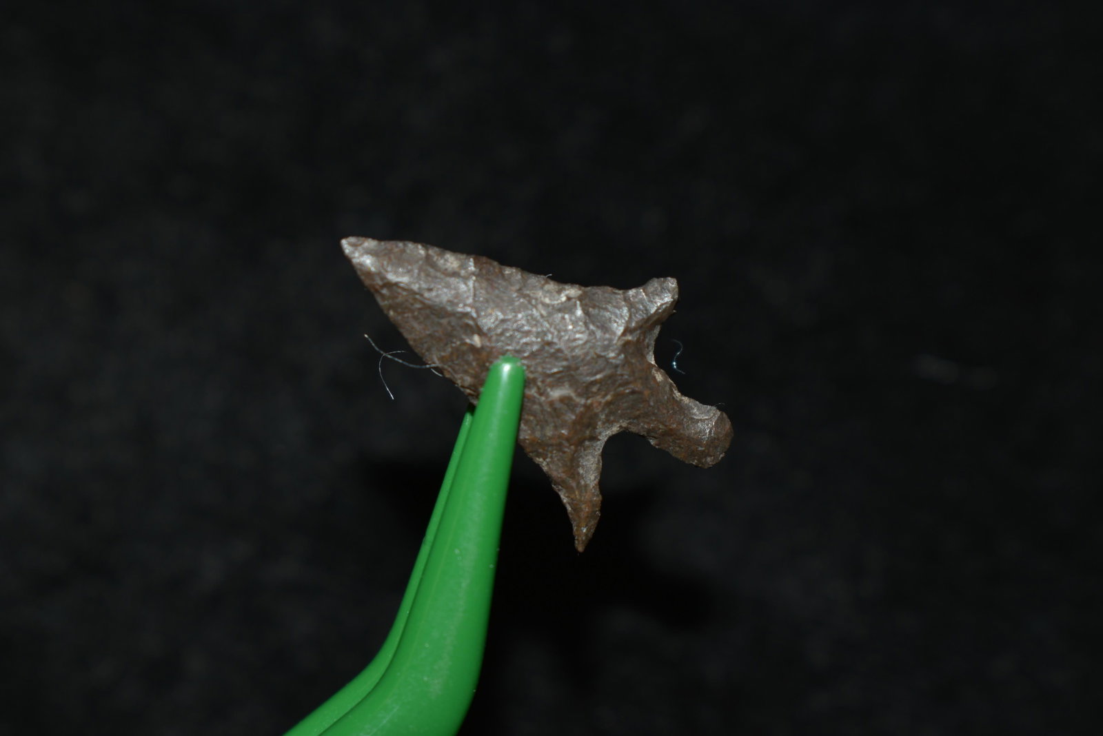 7/8" Wallula Gap This collection contains Wonderful: 7/8" Wallula Gap This collection contains Wonderful examples of Columbia River Valley Arrowheads and Darts from the Fred Van Ronk Collection. The location of these artifacts range from the about Dalle