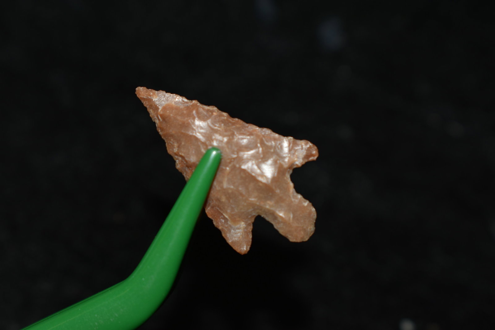 1" Columbia Plateau This collection contains Wonderful: 1" Columbia Plateau This collection contains Wonderful examples of Columbia River Valley Arrowheads and Darts from the Fred Van Ronk Collection. The location of these artifacts range from the about Da