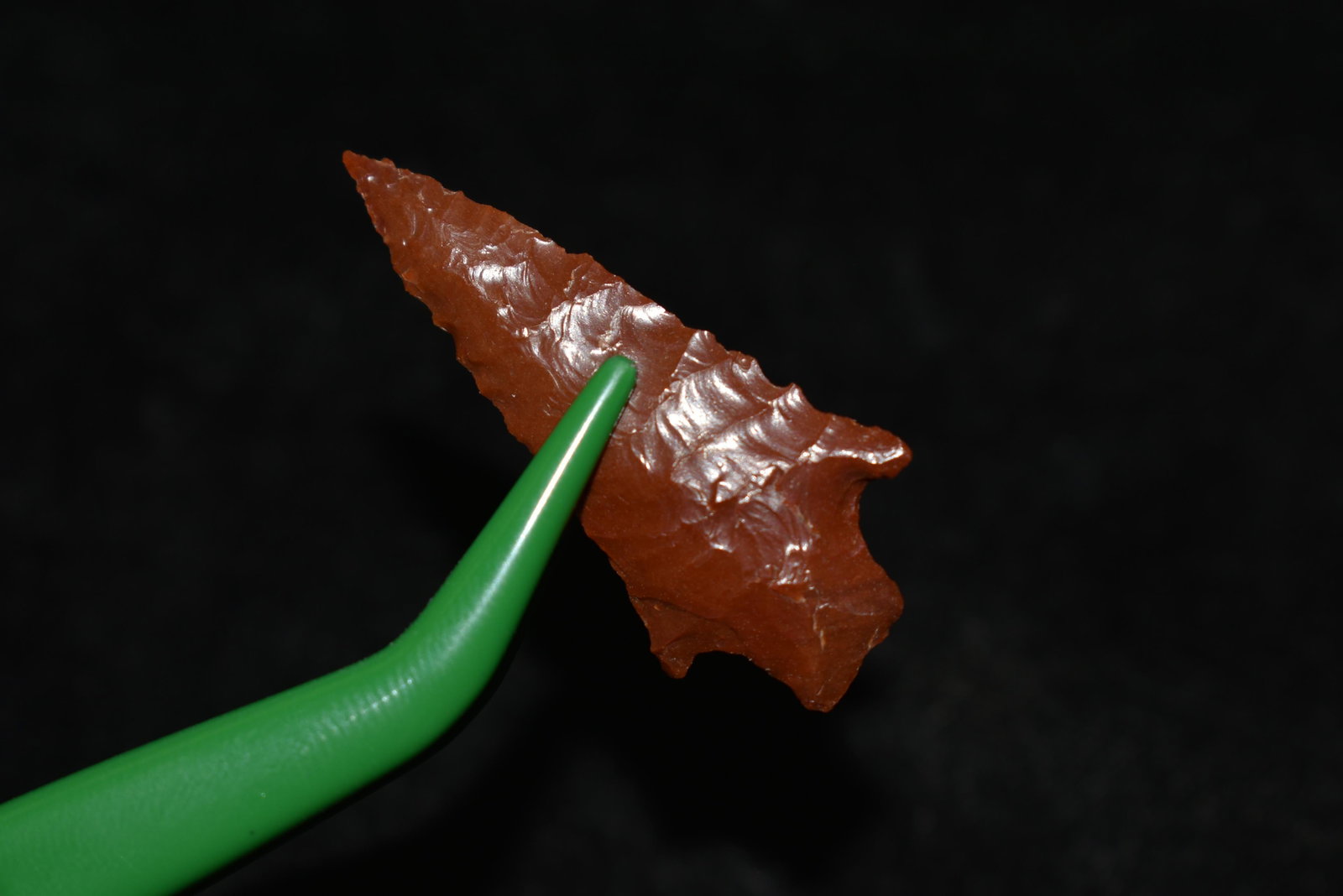 1 3/8" Gatecliff This collection contains Wonderful: 1 3/8" Gatecliff This collection contains Wonderful examples of Columbia River Valley Arrowheads and Darts from the Fred Van Ronk Collection. The location of these artifacts range from the about Dalle