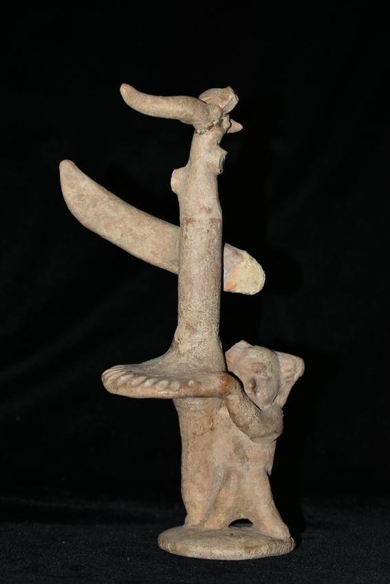 8" TALL PRE COLUMBIAN STATUE WITH A HUMAN EFFIGY (1 of 5)